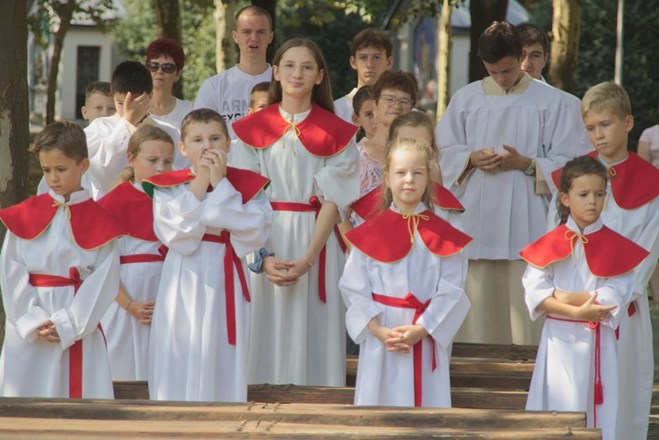Hodočašće ministranata i vjeroučenika u Svetište Predragocjene Krvi Kristove u Ludbregu